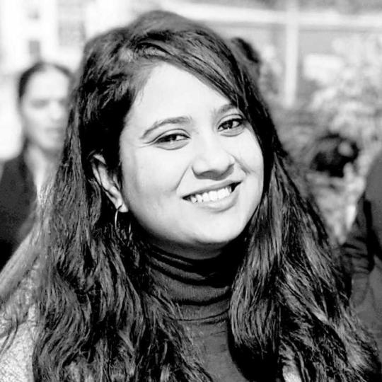 Surabhi Gokte's headshot picture